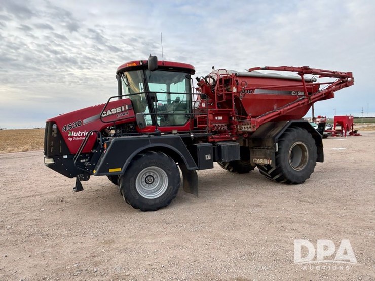 case-ih-titan-4530-image-21