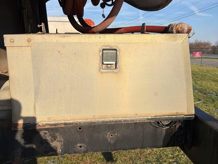 international-dt466-image-12