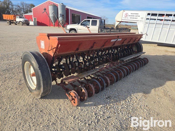 international-10-image-7