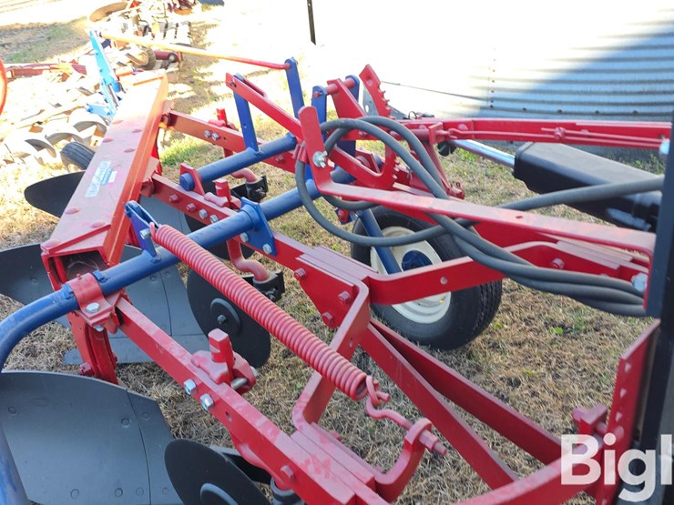 international-70-image-14