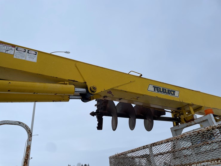 #1168-•-1988-gmc-topkick-sierra-digger-derrick-truck-(has-mn-title)-image-15