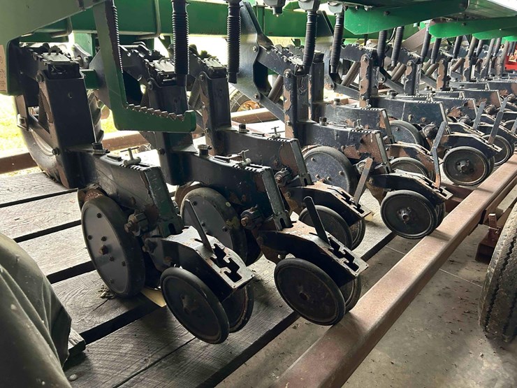 great-plains-solid-stand-2020-image-10