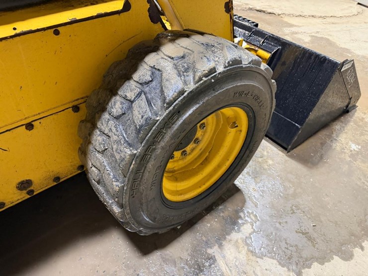 john-deere-260-image-16