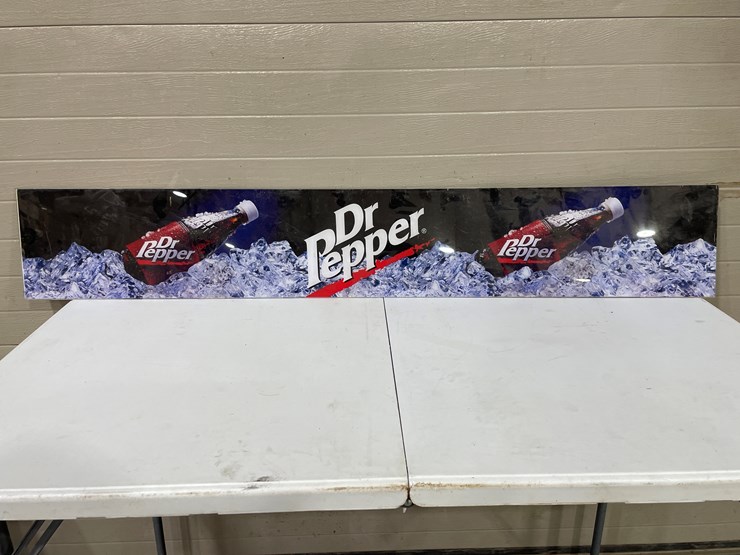 #7867-•-plastic-dr.-pepper-sign-image-1
