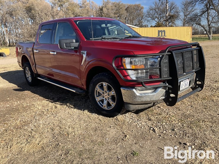 ford-f150-xlt-image-3