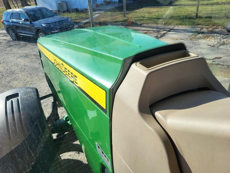 john-deere-8335r-image-76