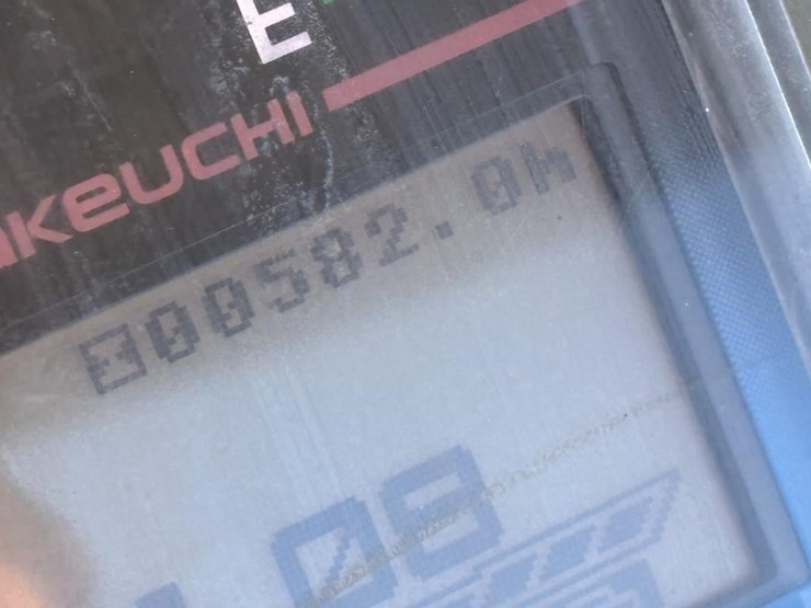 takeuchi-tb230-image-57