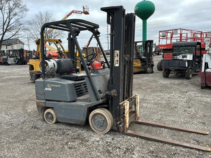 #1360-•-kalmar-dc-25-forklift*-image-7