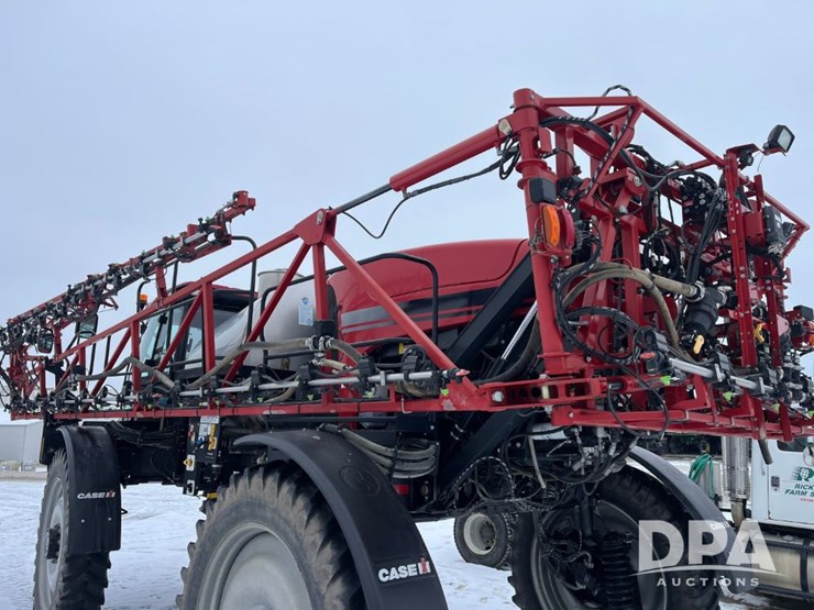 case-ih-patriot-3340-image-36