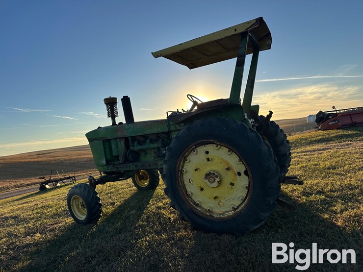 john-deere-4010-image-8