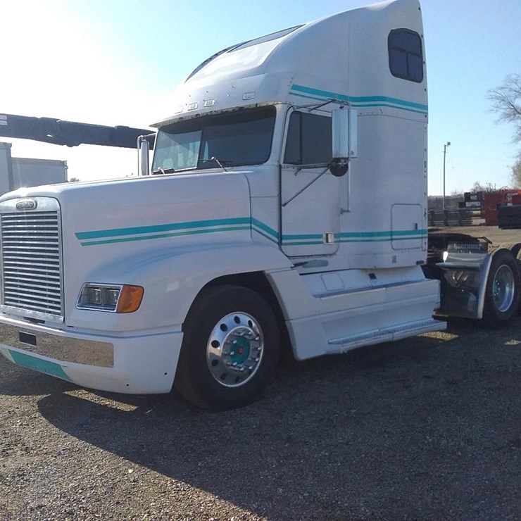 1996 FREIGHTLINER FLD120