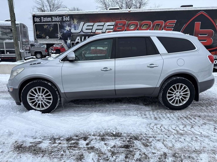 buick-enclave-image-2