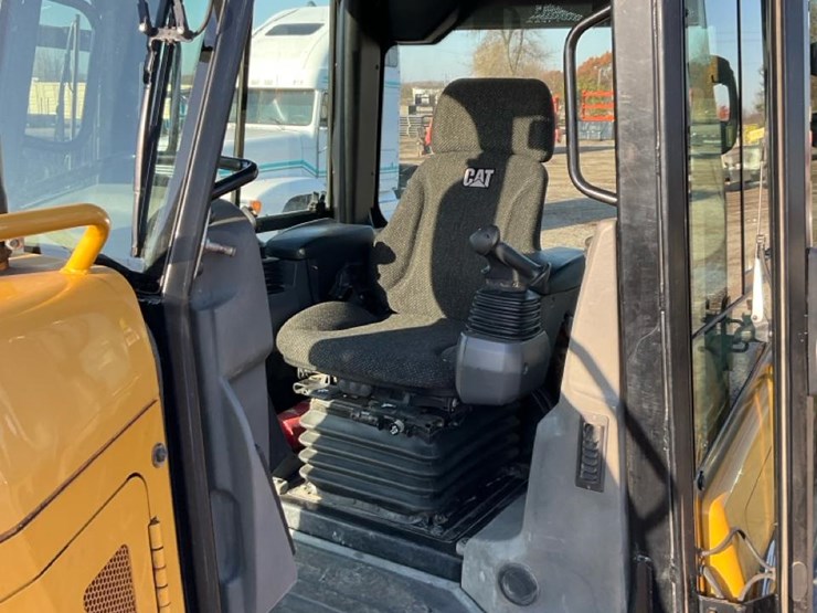 caterpillar-d3k2-lgp-image-66