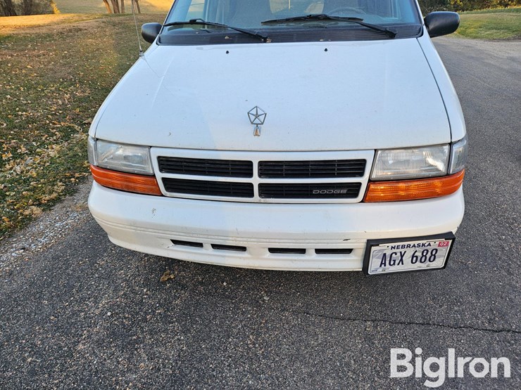 1994-dodge-grand-caravan-image-11