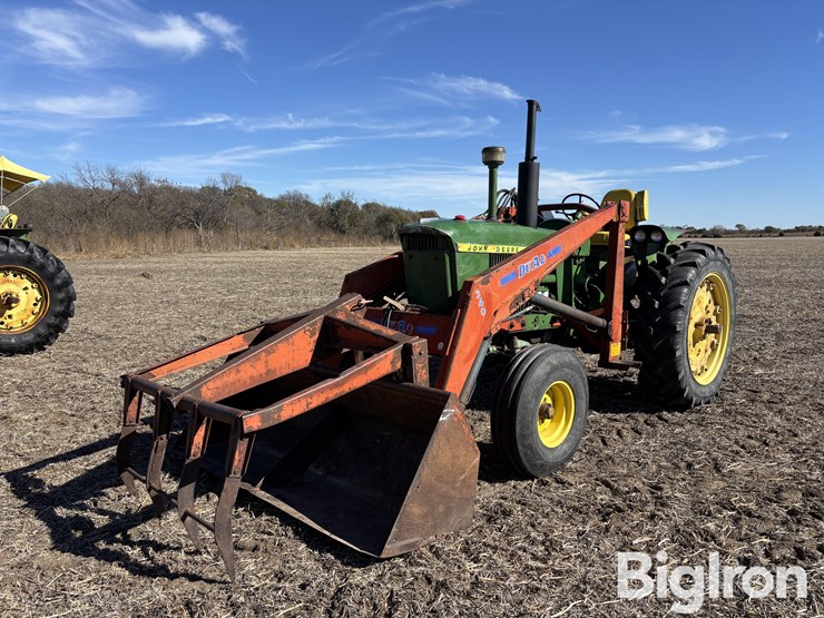 john-deere-3020-image-1