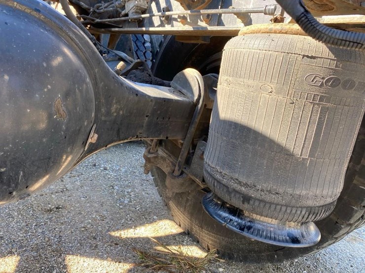 2010-international-415-image-17