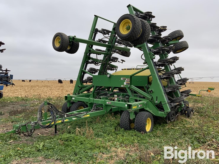 john-deere-1990-image-1