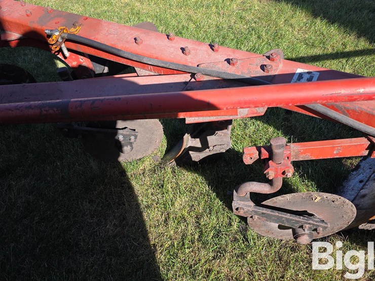 international-510-image-17