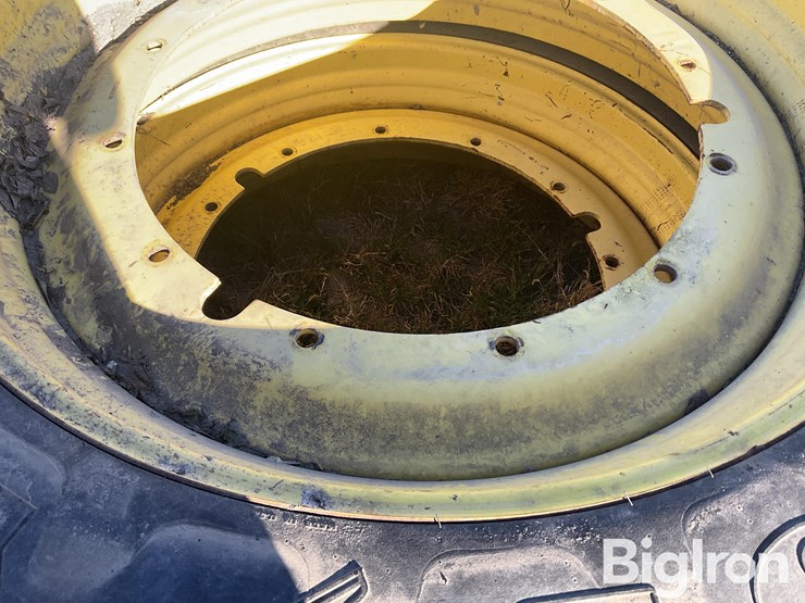 john-deere-14-image-15