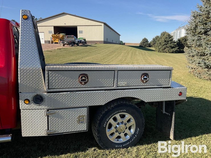 chevrolet-silverado-2500-image-20