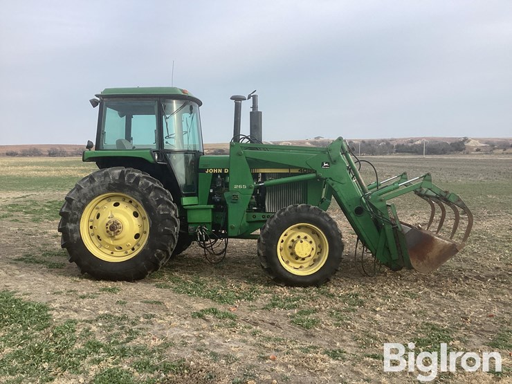 john-deere-4055-image-4