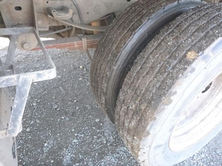 2004-ford-f450-image-17