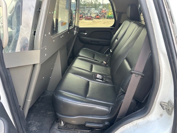 chevrolet-tahoe-image-23