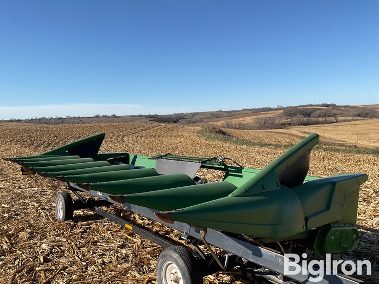 john-deere-843-image-1