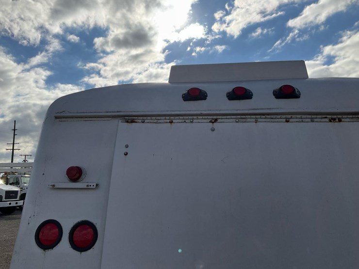 international-1854s-image-33