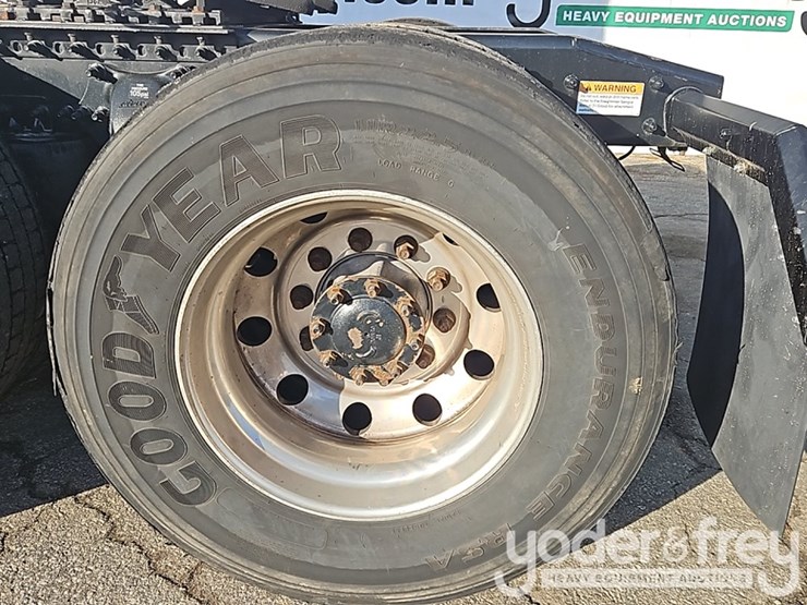 2018-freightliner-cascadia-image-10