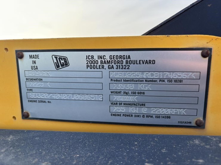 2012-jcb-225-image-36