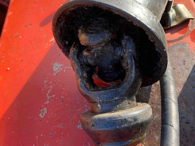 new-holland-488-image-38