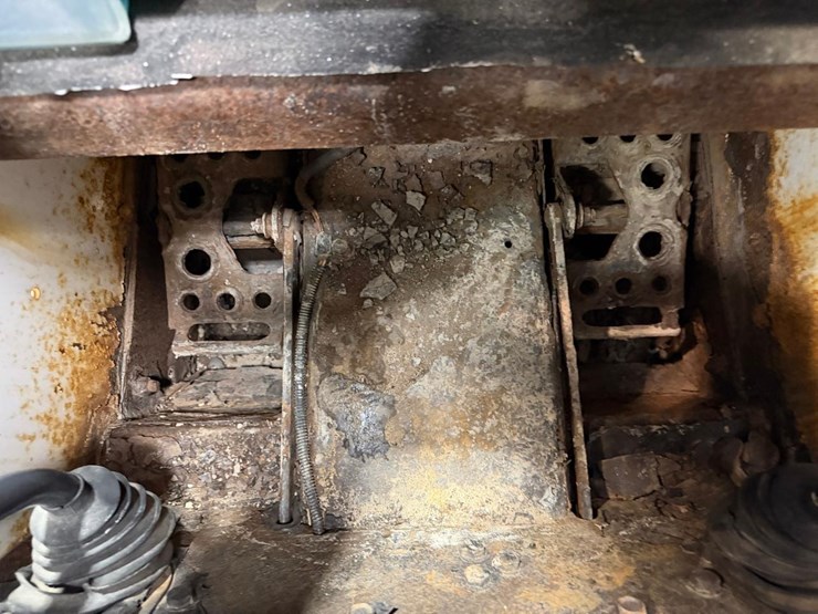 bobcat-t110-image-31