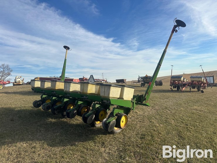 john-deere-7000-image-5