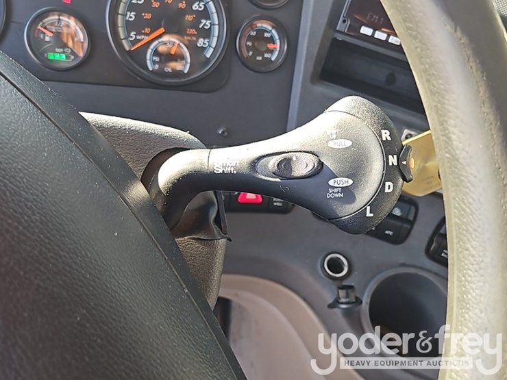 2018-freightliner-cascadia-image-47