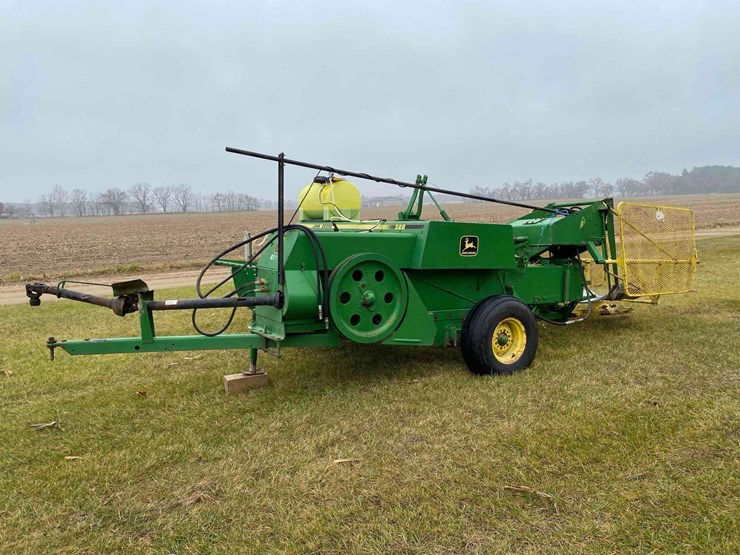 john-deere-328-image-1