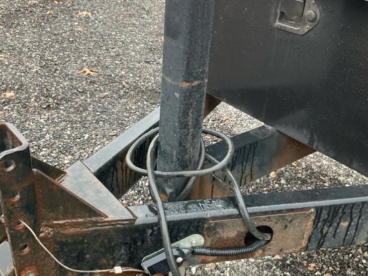 #2204-•-2007-chubbs-dump-trailer-image-10