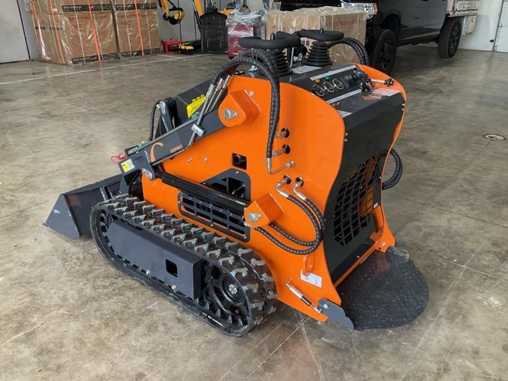 #1004-•-new-land-hero-ldh-t460-mini-track-skid-steer-loader-image-2