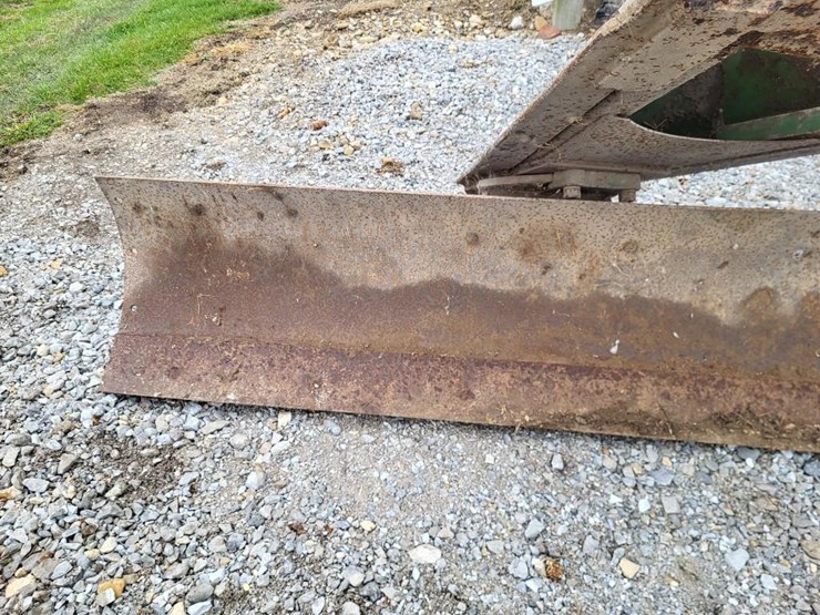 john-deere-8-image-10