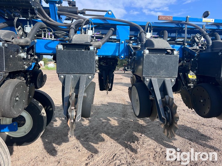 2020-kinze-3660-image-18