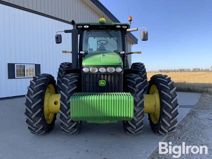 john-deere-8245r-image-2