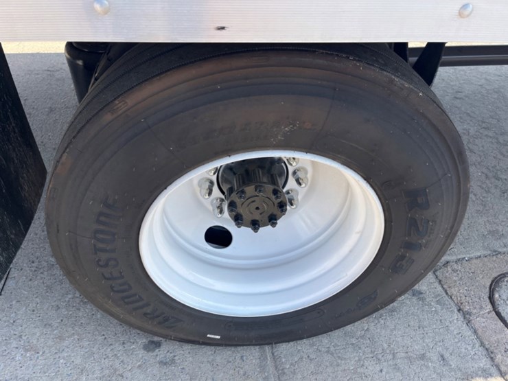 2019-international-durastar-4300-image-14