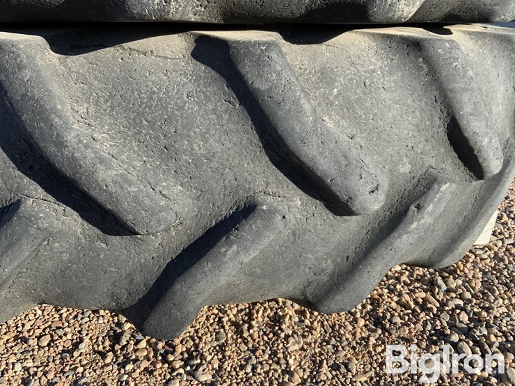 john-deere-8370r-image-14