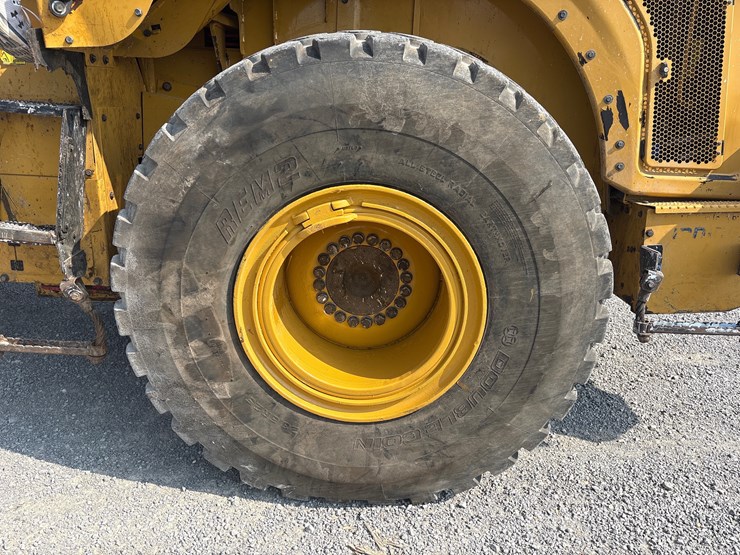 2016-caterpillar-950m-image-19