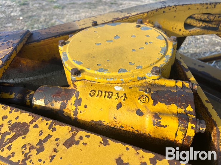 caterpillar-12g-image-14