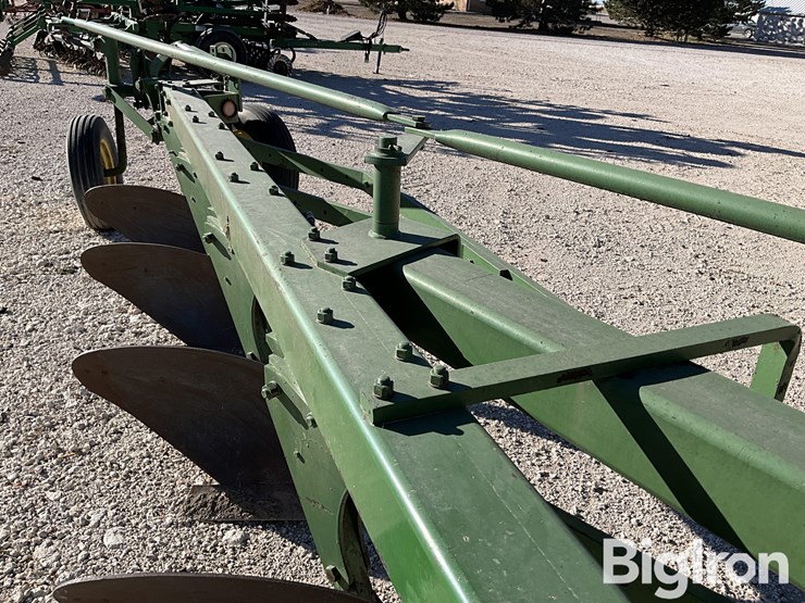 john-deere-6-image-12