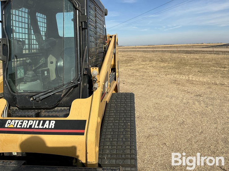 caterpillar-247b-image-9
