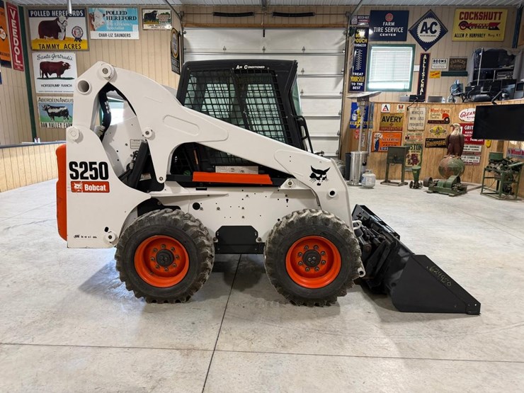 bobcat-s250-image-11