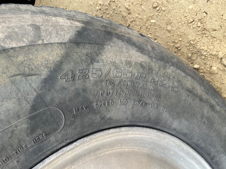 peterbilt-357-image-79