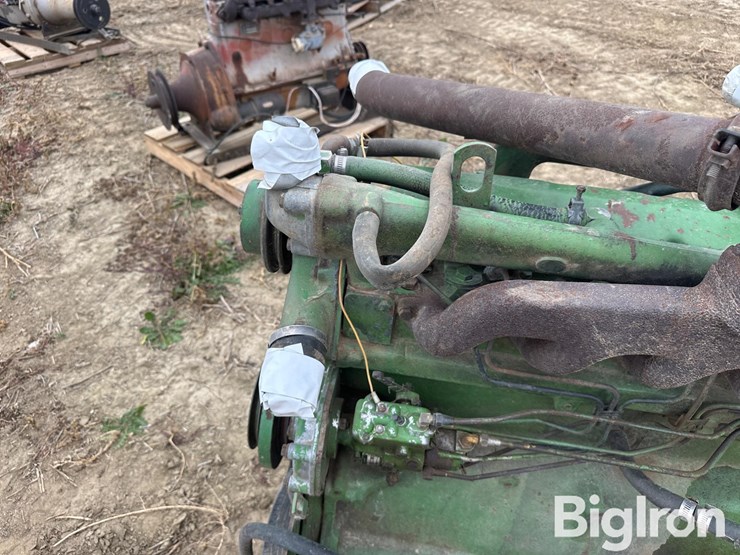 john-deere-329-image-10